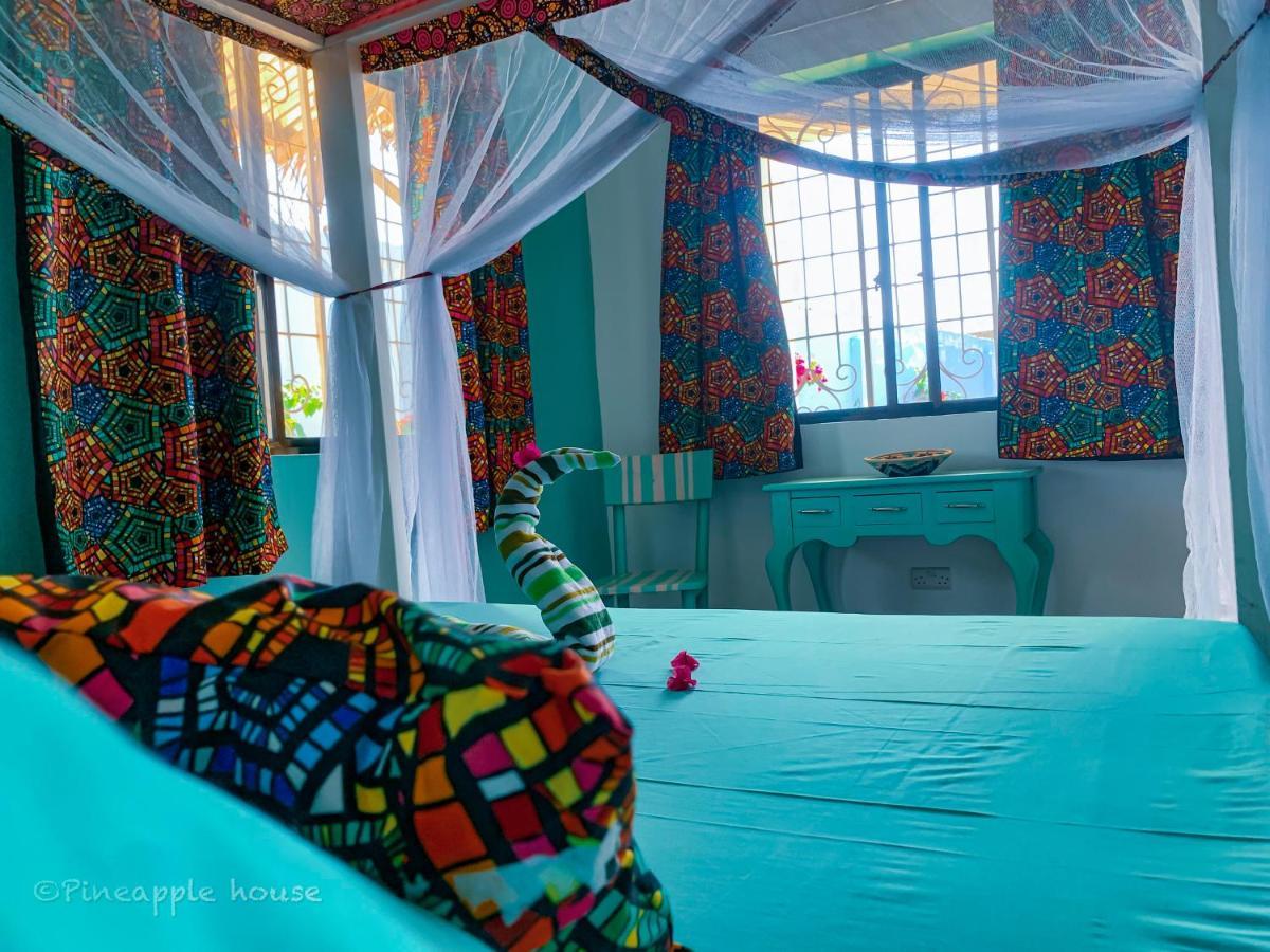 Bed and Breakfast Pineapple House à Nungwi Extérieur photo